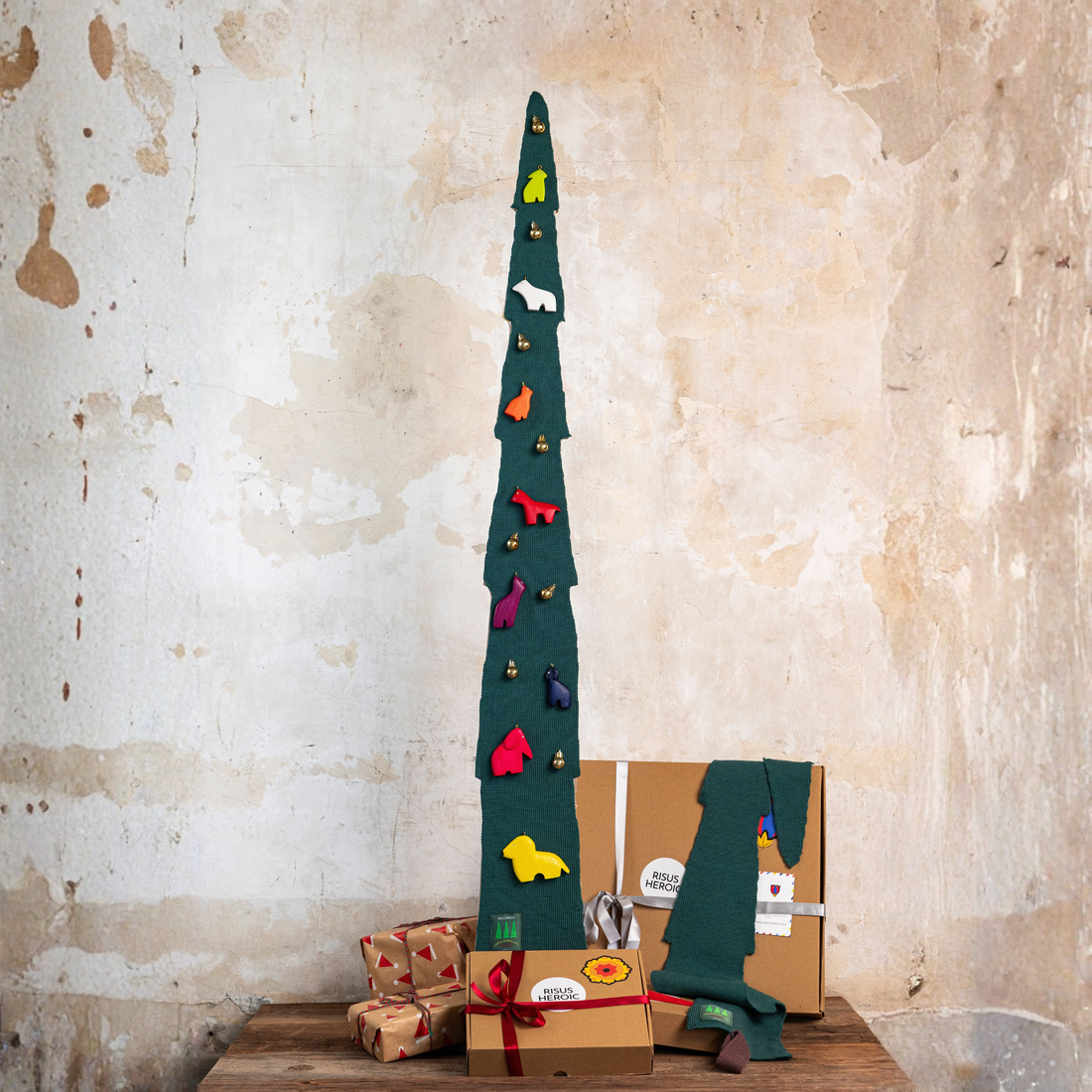 Çam Ağacı Yün Atkı