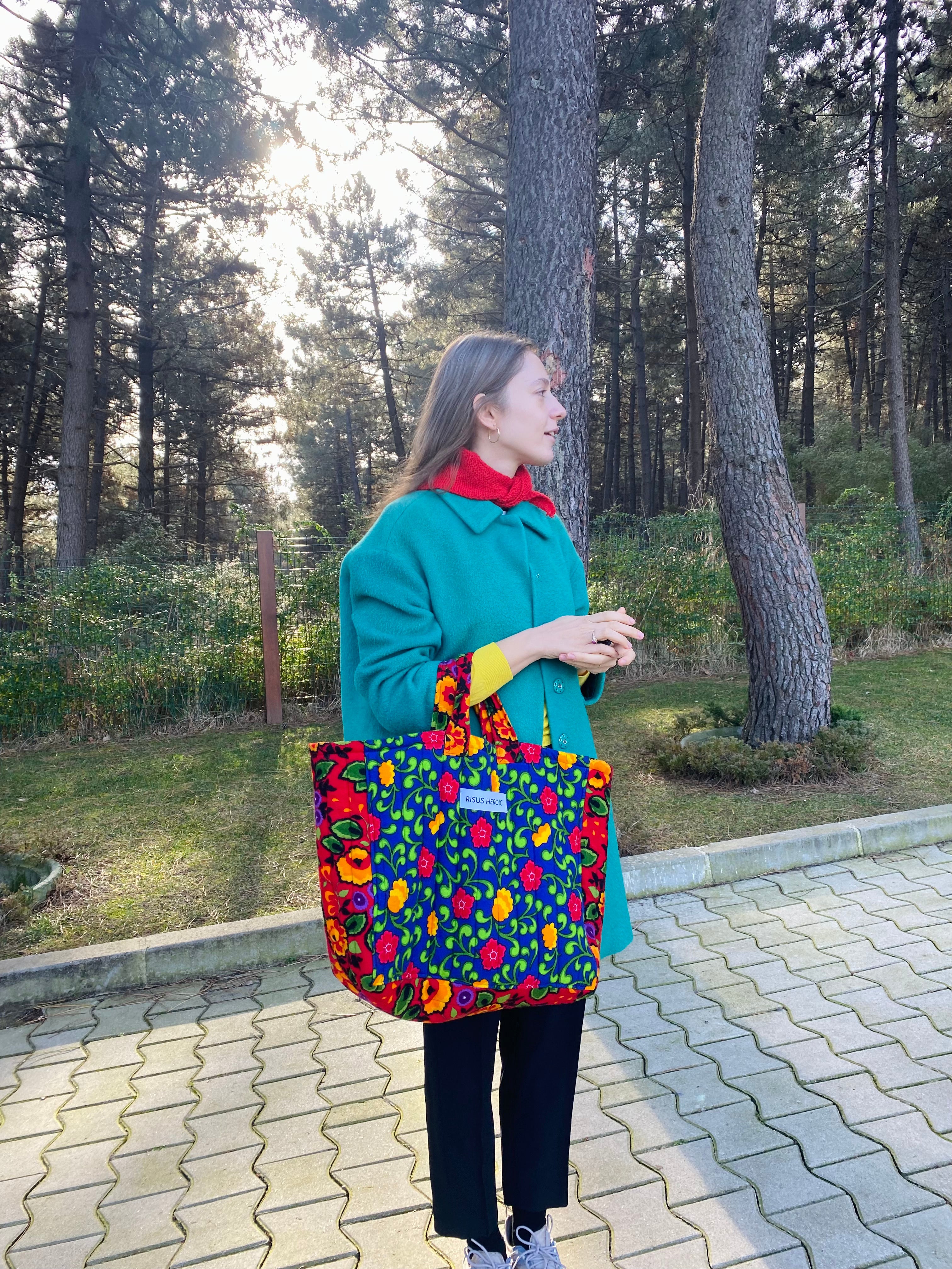 Yeşil Kırmızı Çiçek Desenli Tote Çanta