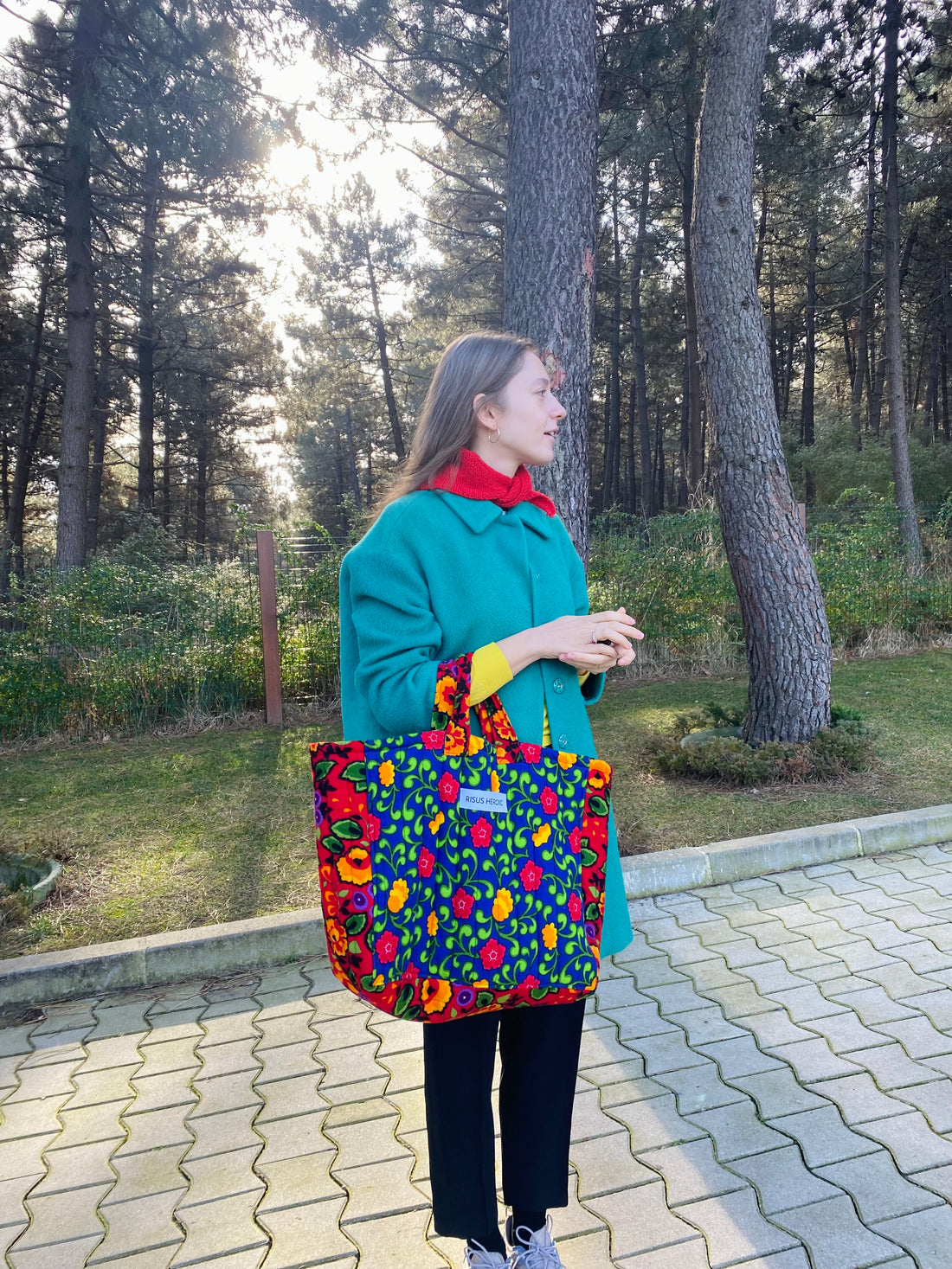 Yeşil Kırmızı Çiçek Desenli Tote Çanta