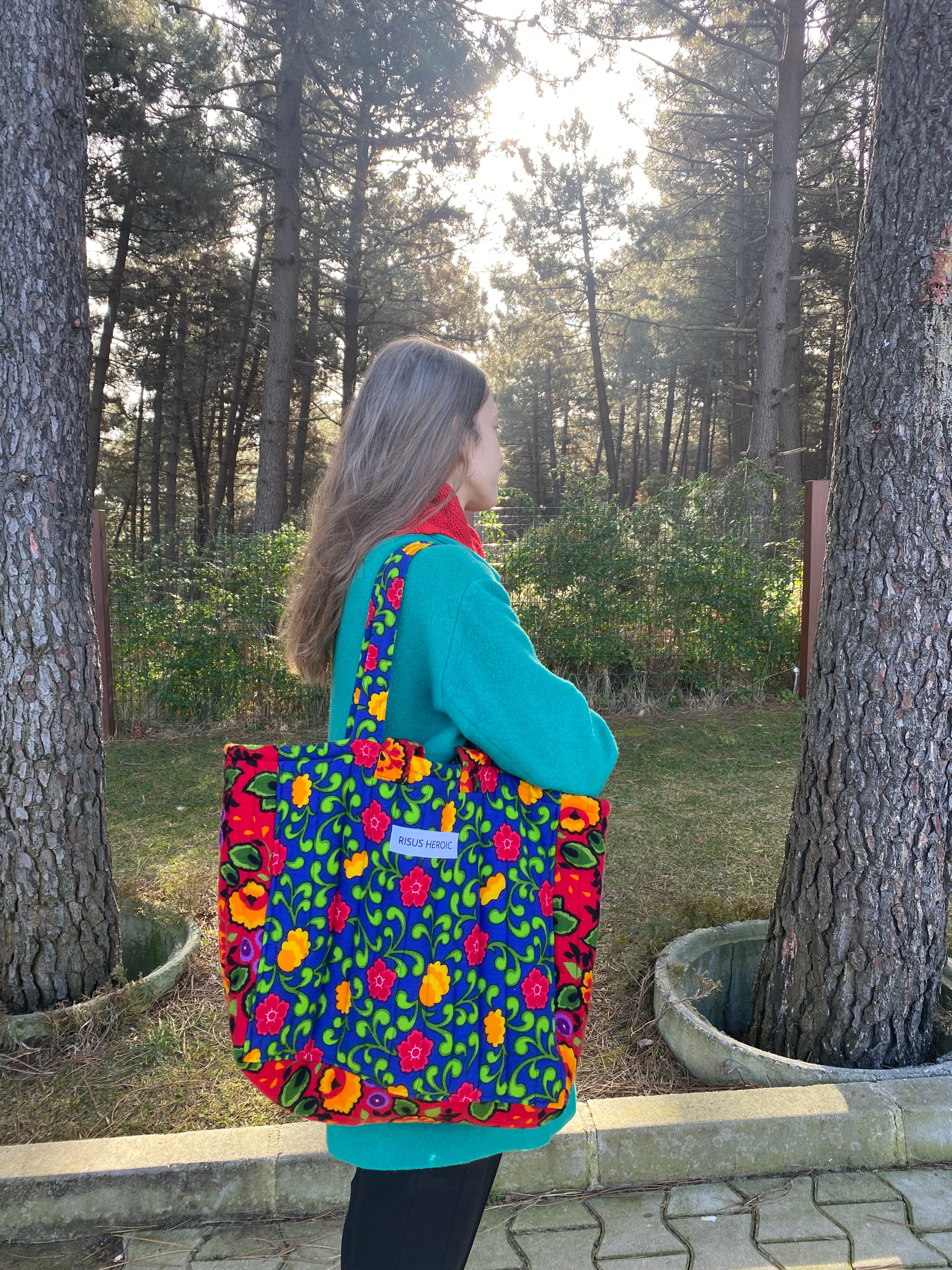 Yeşil Kırmızı Çiçek Desenli Tote Çanta